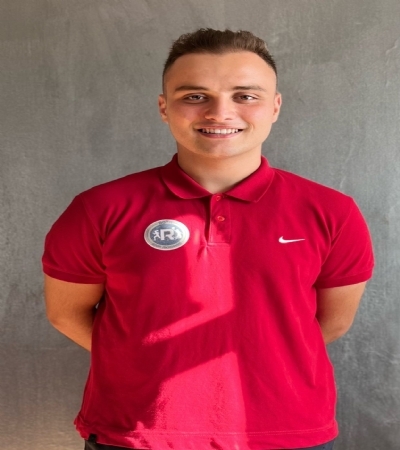 Ahmet İri